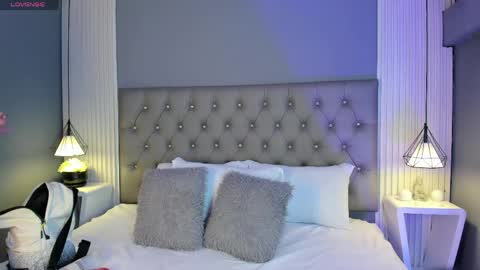 Nahimi online show from April 3, 11:41 am