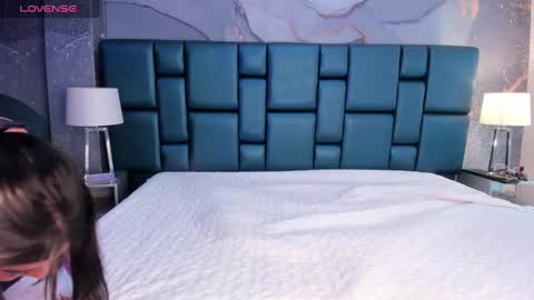 Snapshot of nahomi_wild chatting on January 12, 2:03 am Nahomi online show from January 12, 2:03 am