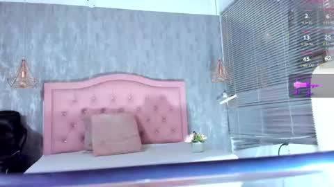 Snapshot of nahomidi_bello chatting on July 10, 7:27 pm online show from July 10, 7:27 pm