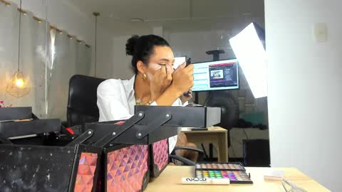 Nahomy Whitte online show from April 10, 12:32 pm