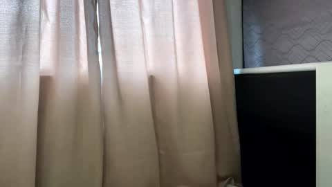 Snapshot of nahomy_joness chatting on March 16, 1:04 pm nahomy online show from March 16, 1:04 pm