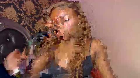 Naia online show from February 9, 8:13 pm