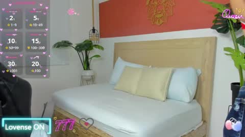 N A I A R A online show from April 14, 4:13 pm