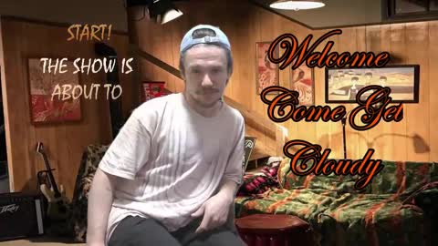 Snapshot of nakedboi420 chatting on September 10, 8:25 am mid-west guy living on the east coast trying to figure out where to go next online show from September 10, 8:25 am