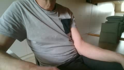 nakedcock5518782 online show from April 13, 11:05 am