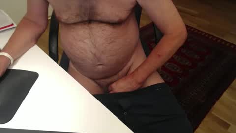 Snapshot of nakedwanker10 chatting on April 20, 4:37 am Nakedwanker10 online show from April 20, 4:37 am