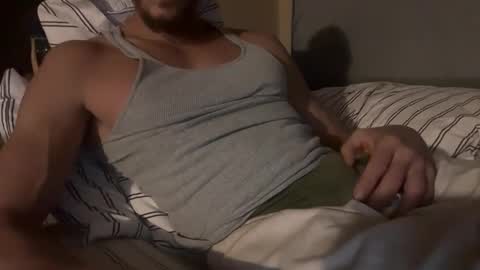 Snapshot of nakedwoodbbttr chatting on December 18, 11:11 pm nakeDwoodBbetter online show from December 18, 11:11 pm