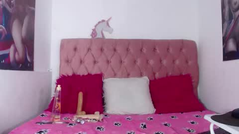 Snapshot of nalaroy chatting on November 25, 4:56 am NALAROY online show from November 25, 4:56 am