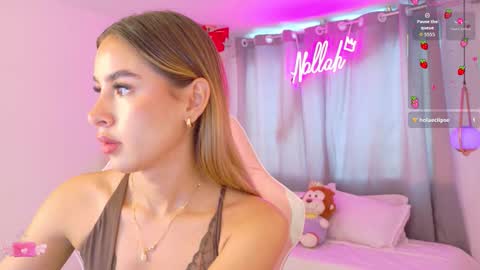 Snapshot of nallahh_ chatting on February 13, 1:18 pm Nallah online show from February 13, 1:18 pm