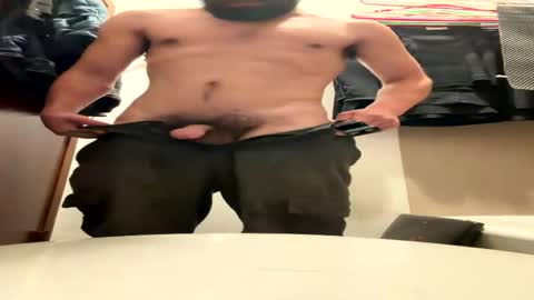 Snapshot of naluboi2lit chatting on May 19, 9:10 pm naluboi2lit online show from May 19, 9:10 pm