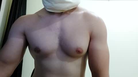 Snapshot of namelesstopless chatting on March 5, 10:10 pm namelesstopless online show from March 5, 10:10 pm