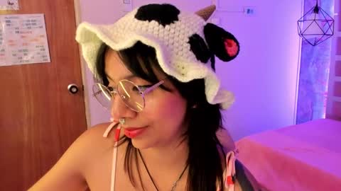 nami_usagi online show from January 7, 3:12 pm