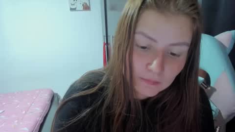 Snapshot of namibecker chatting on January 21, 1:29 am Nami online show from January 21, 1:29 am