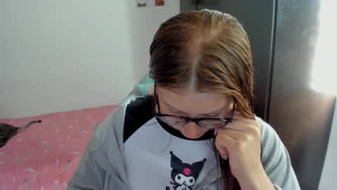 Snapshot of namibecker chatting on January 23, 5:52 pm Nami online show from January 23, 5:52 pm