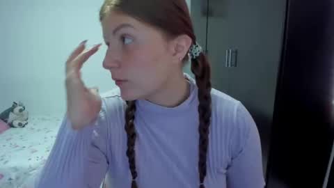 Snapshot of namibecker chatting on February 22, 1:35 pm Nami online show from February 22, 1:35 pm