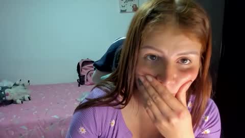 Snapshot of namibecker chatting on March 8, 1:17 am Nami online show from March 8, 1:17 am