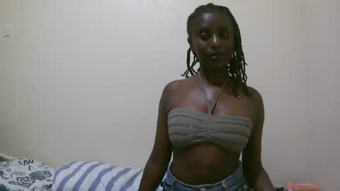 nana2095 online show from July 7, 11:31 pm