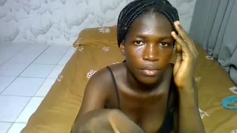 Snapshot of nana_ama chatting on January 12, 5:44 pm nana_ama online show from January 12, 5:44 pm