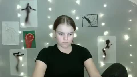 Snapshot of nana_new chatting on September 18, 12:07 pm Nana online show from September 18, 12:07 pm