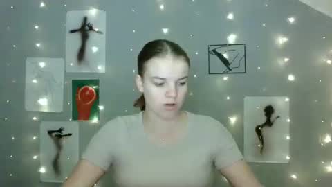 Snapshot of nana_new chatting on September 23, 7:55 am Nana online show from September 23, 7:55 am