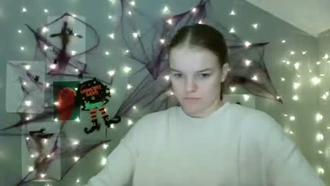 Snapshot of nana_new chatting on October 8, 6:11 am Nana online show from October 8, 6:11 am