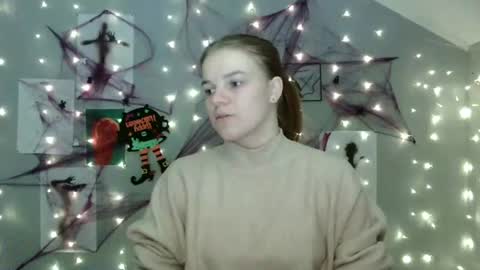 Snapshot of nana_new chatting on October 13, 8:03 am Nana online show from October 13, 8:03 am