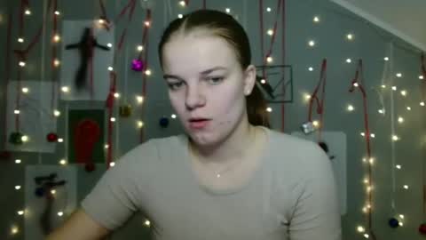 Snapshot of nana_new chatting on November 13, 8:13 am Nana online show from November 13, 8:13 am