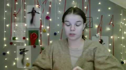 Snapshot of nana_new chatting on November 18, 9:03 am Nana online show from November 18, 9:03 am