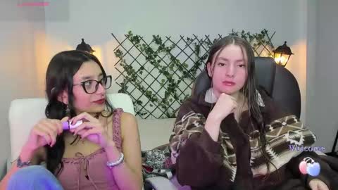 Snapshot of nana_rousse chatting on February 8, 12:36 am Rousse online show from February 8, 12:36 am