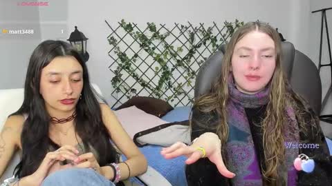 Snapshot of nana_rousse chatting on February 22, 12:12 am Rousse online show from February 22, 12:12 am