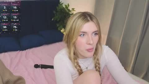 Maeve online show from February 25, 5:58 pm