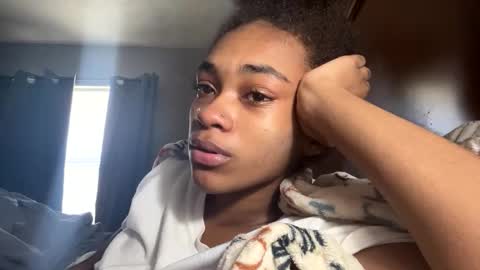 nanaonn online show from October 21, 3:57 pm