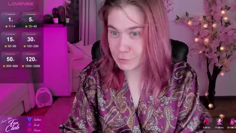 Snapshot of nancy_sun_ chatting on December 12, 11:07 am Nancy online show from December 12, 11:07 am