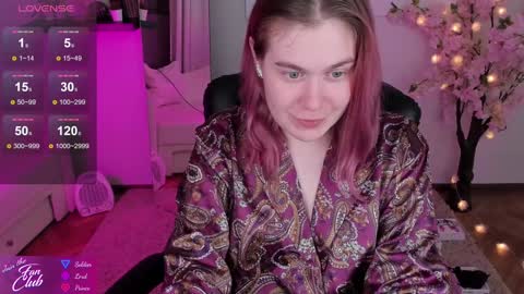 Snapshot of nancy_sun_ chatting on December 12, 6:21 pm Nancy online show from December 12, 6:21 pm