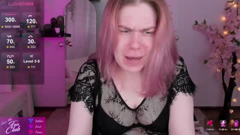 Snapshot of nancy_sun_ chatting on December 18, 11:13 am Nancy online show from December 18, 11:13 am