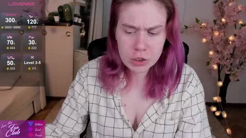 Snapshot of nancy_sun_ chatting on January 4, 11:22 am Nancy online show from January 4, 11:22 am