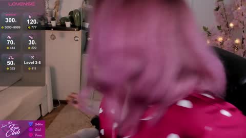 Snapshot of nancy_sun_ chatting on January 9, 4:17 pm Nancy online show from January 9, 4:17 pm