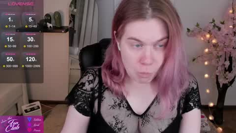 Snapshot of nancy_sun_ chatting on January 17, 10:55 am Nancy online show from January 17, 10:55 am