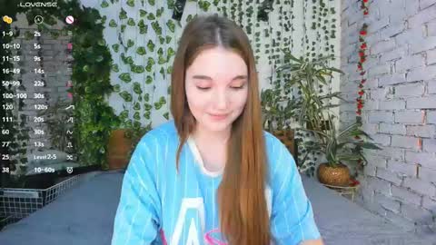 Snapshot of nancycaseys chatting on February 19, 9:28 am Luna online show from February 19, 9:28 am