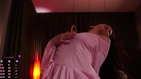 Mary online show from March 18, 5:16 pm