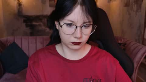 nancymartinez online show from November 6, 9:10 am