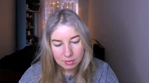 Nancy online show from April 18, 9:02 am