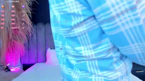 Nanda online show from March 14, 7:30 pm