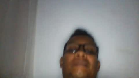 Snapshot of nando_rincon050279 chatting on December 17, 4:07 am Nando Rincon online show from December 17, 4:07 am