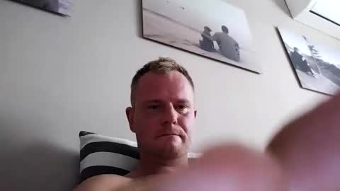 nandosss online show from October 27, 10:19 am