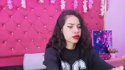 nanis james21 online show from November 11, 2:44 am