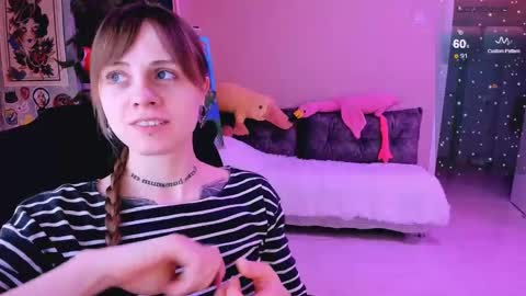 Snapshot of nanitamoore chatting on February 23, 8:11 pm Monday-Friday 12-4 AM and 6-9 AM New York time online show from February 23, 8:11 pm