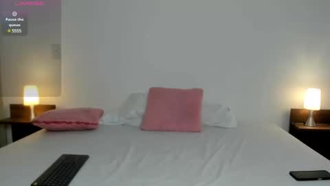 Snapshot of nany_model25 chatting on March 11, 3:12 pm nany_model25 online show from March 11, 3:12 pm