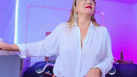 Naomi online show from June 16, 11:24 am