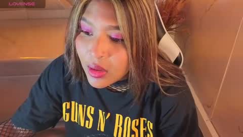 Naomi  online show from March 30, 12:17 pm